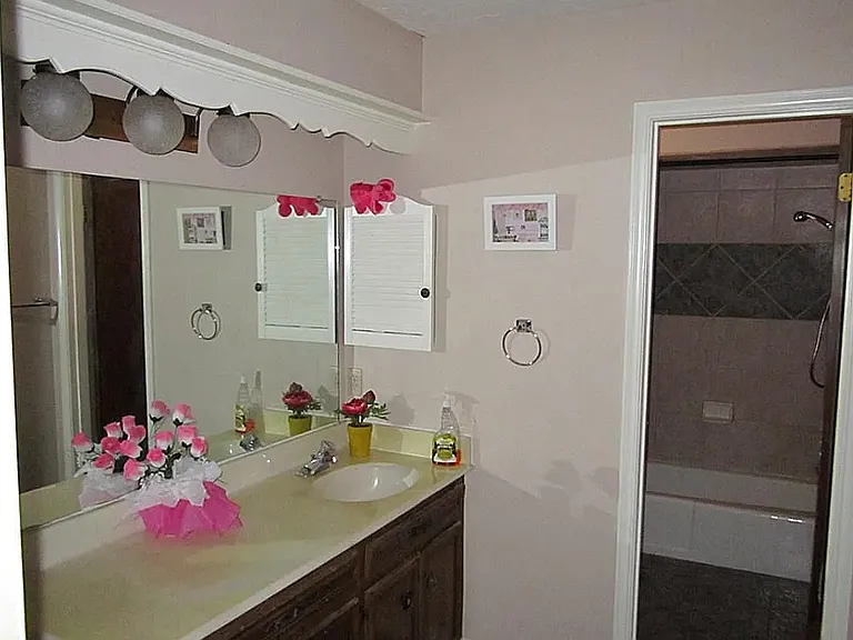 503 Lorie Ln — Photo 30