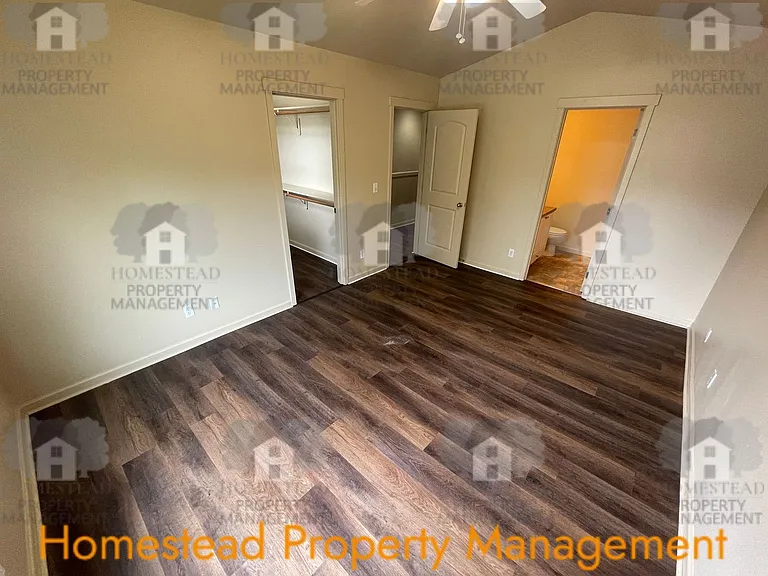 400-468 S Catron St — Photo 12