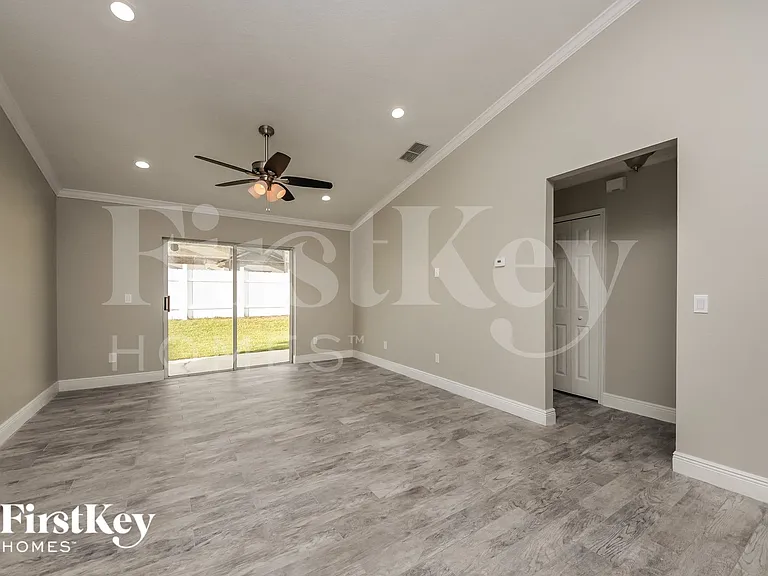 4635 Osceola Point Trl — Photo 3