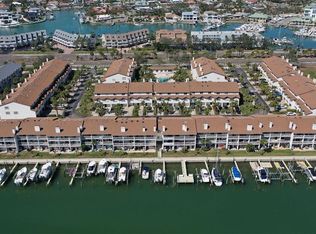 325 Madeira Cir, Tierra Verde, FL 33715