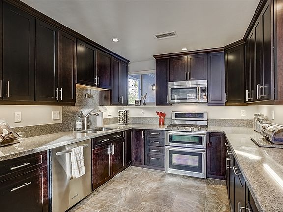 4th image of 7187 Batista St