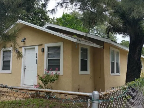 1228 E Osborne Ave, Tampa, FL 33603