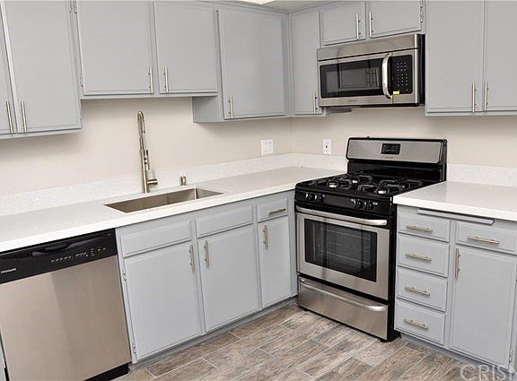 5th image of 9047 Willis Ave Unit 4
