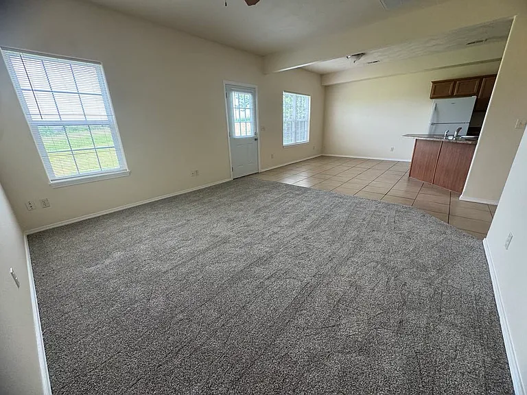 1103 N Missouri Dr — Photo 9