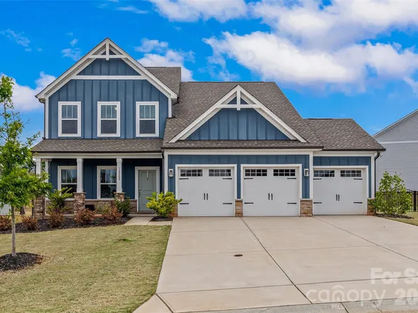 12000 Sam Snead Ct, Lancaster, SC 29720
