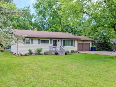 2430 Yellowstone St, Saginaw, MI, 48603
