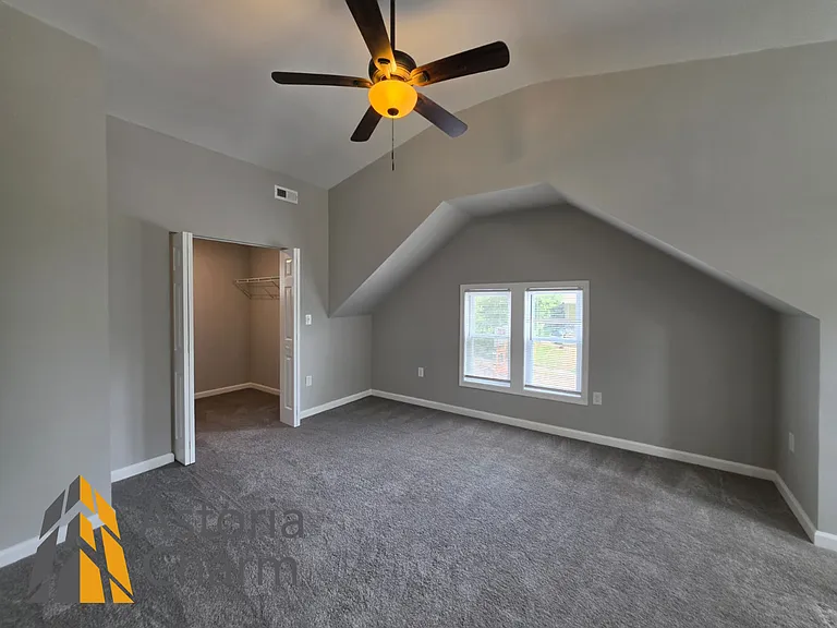 3909 Fleetwood Ave — Photo 22