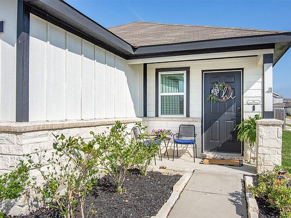 4th image of 24054 Hay Needle Ln
