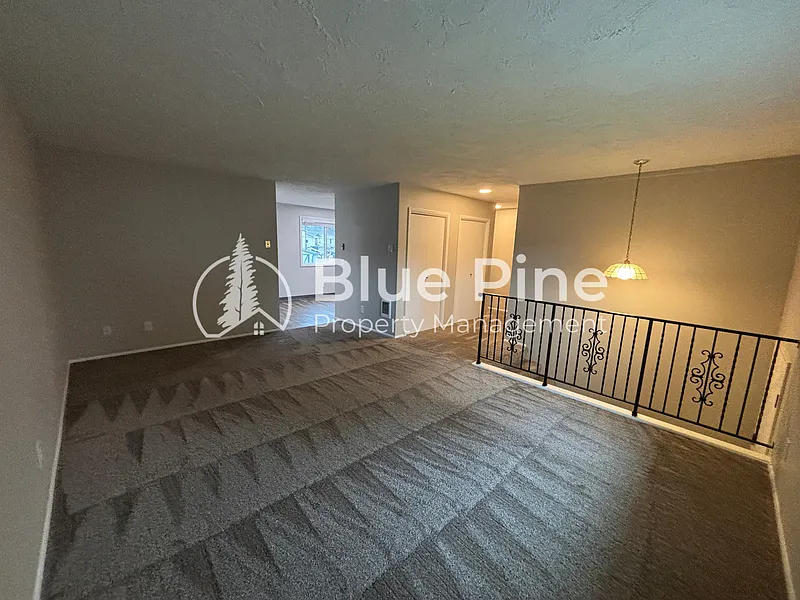 2 bed, 1.0 bath, 950 sqft, $1,095 — Photo 4