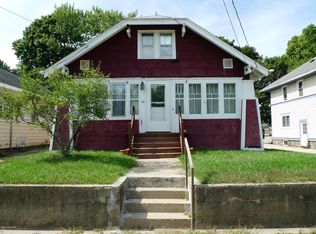 62 Maple Grove Ave, Battle Creek, MI 49017
