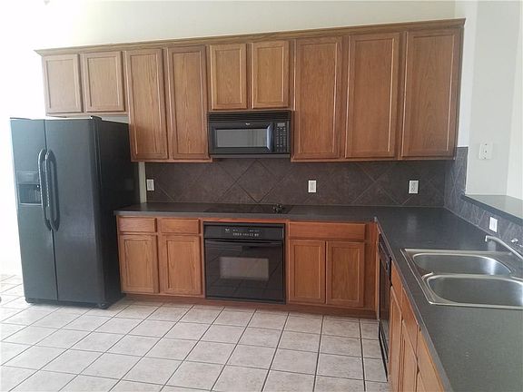 4th image of 10517 Bear Creek Trl