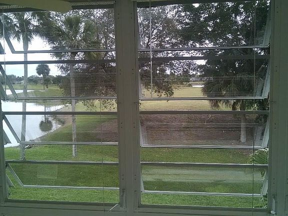 3rd image of 36 Vista Gardens Trl