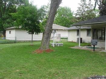 5th image of 6931 Quail Ave N