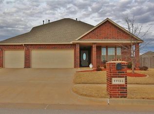 11133 SW 40th St, Mustang, OK 73064