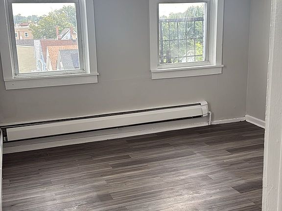 5th image of 300 Watchung Ave APT 11