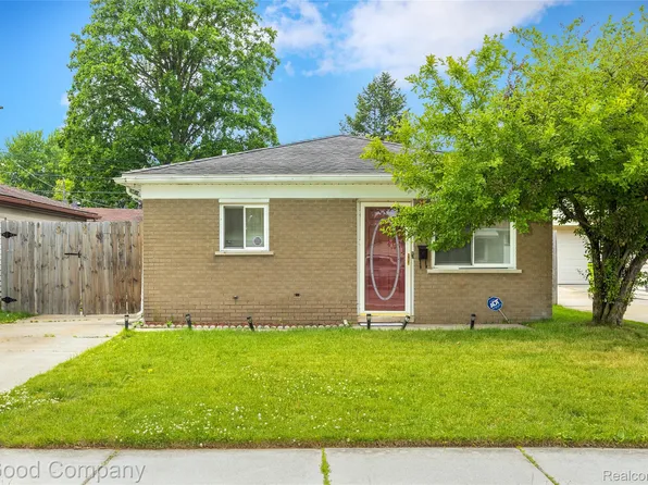 27081 Maywood St, Roseville, MI 48066