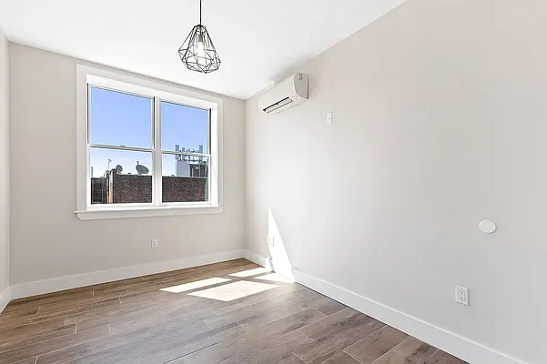 Rented by Nest Seekers International | media 5