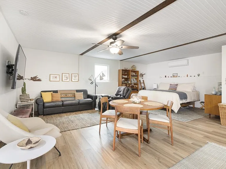 2102 Deerpark Dr — Photo 13