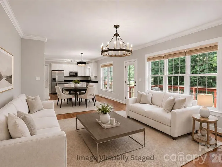 11005 Chilcomb Ct — Photo 18