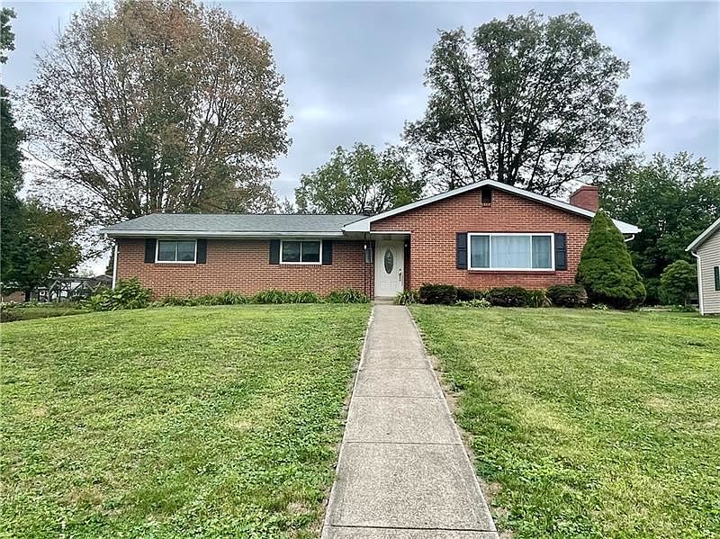 1st image of 125 Orchard Dr