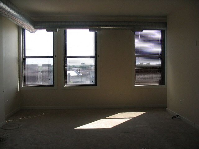 1st image of 4015 N Milwaukee Ave Unit 511