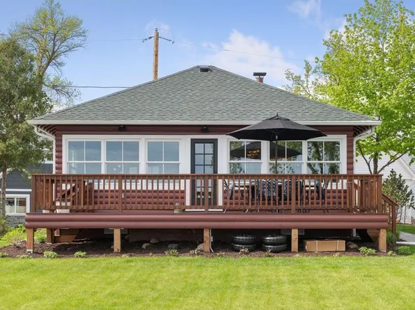 3616 Red Cedar Point Rd, Excelsior, MN 55331