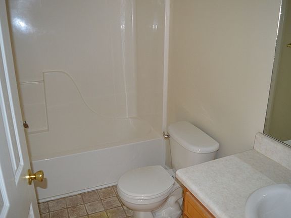 2nd image of 1275 Silver Star Dr