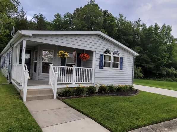 727 Bayberry Ln, Williamstown, NJ 08094