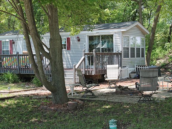 2nd image of 42 Lakeshore Dr