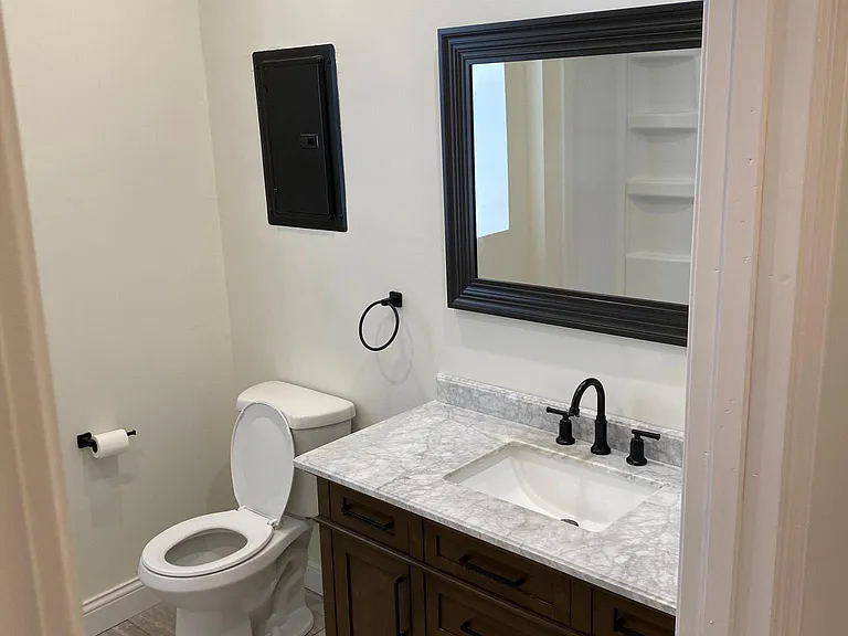 8532 Main St #2 — Photo 6