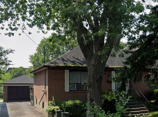 203 McAllister Rd, Toronto, ON M3H 2P1