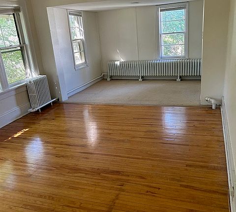 Larger Bedroom Space for an office