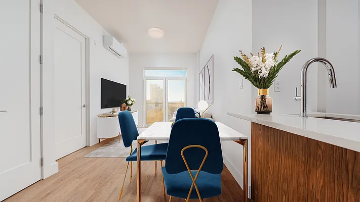 Rented by Nooklyn NYC LLC | media 24