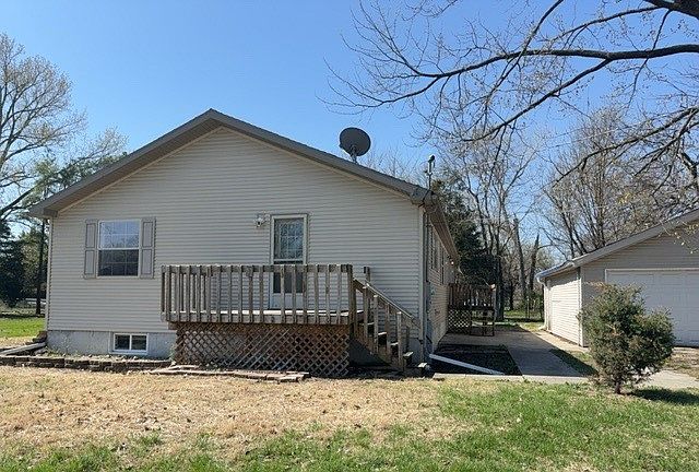 1st image of 229 Richard Ave