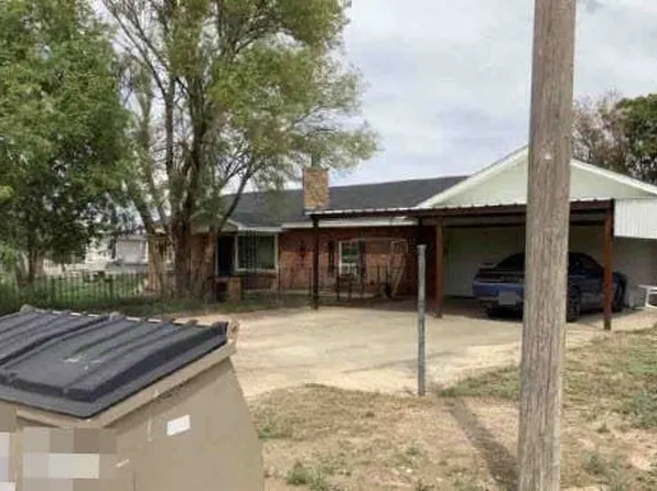 3410 Arbor Ave, Plainview, TX 79072