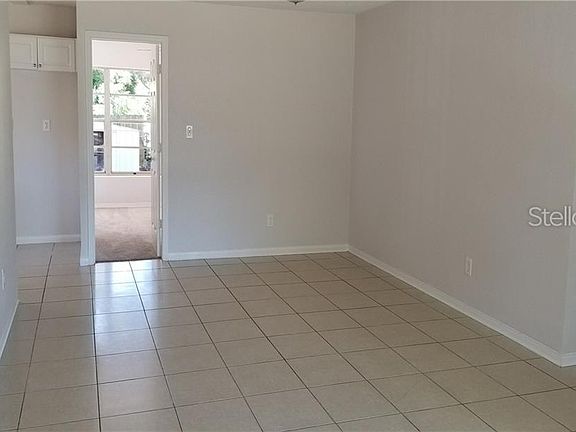 3rd image of 654 Frederica Ln