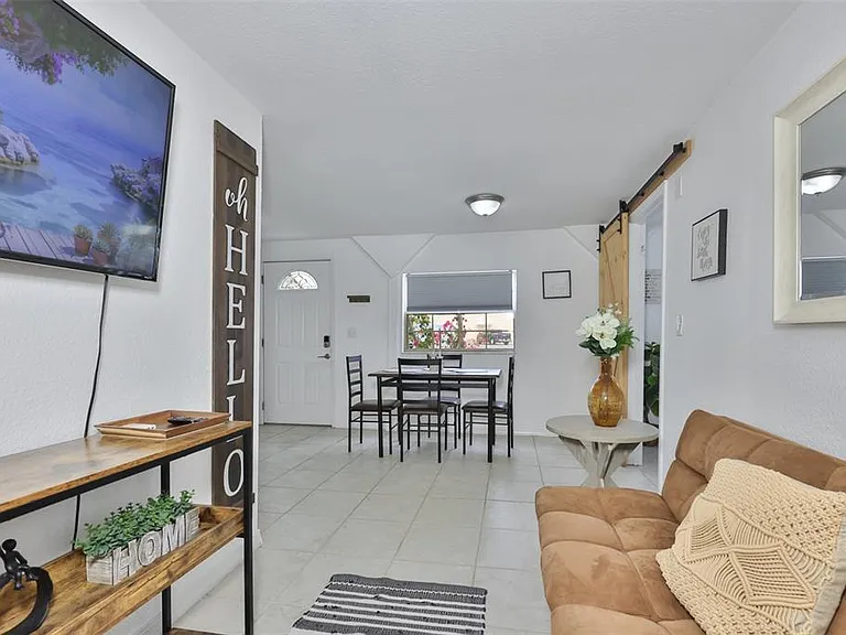 2575 S Himes Ave #A — Photo 2