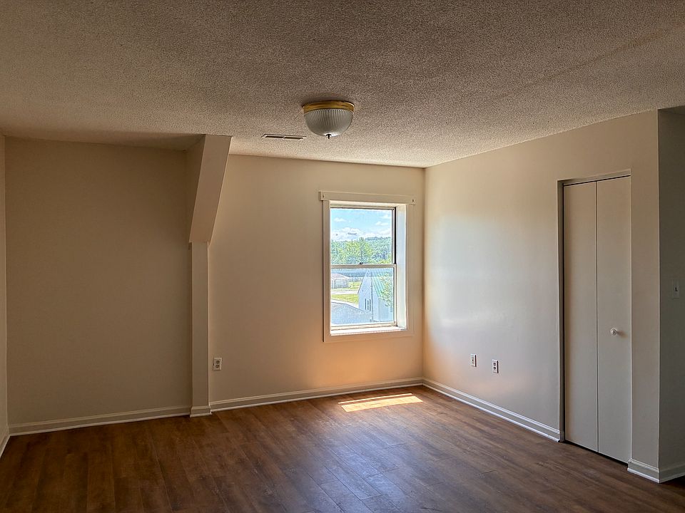 1st image of 713 S Oakwood Ave #308