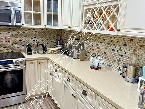 4th image of 6151 Canterbury Dr Unit 108