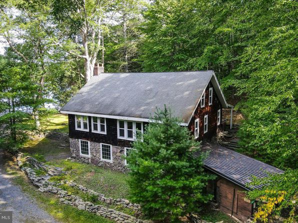 Z1 Fairway Dr #Z, East Stroudsburg, PA 18301