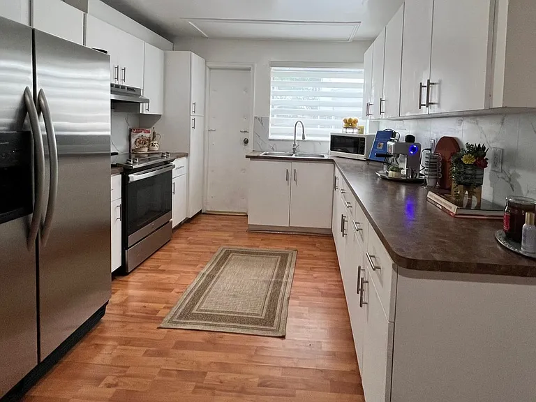 11510 SW 5th St — Photo 6