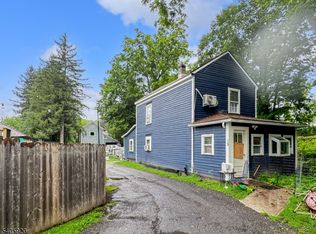 15 Fisk St, Belvidere Twp., NJ 07823