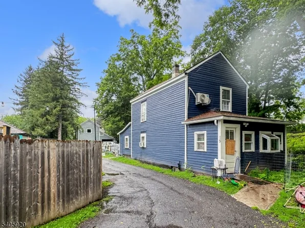 15 Fisk St, Belvidere Twp., NJ 07823