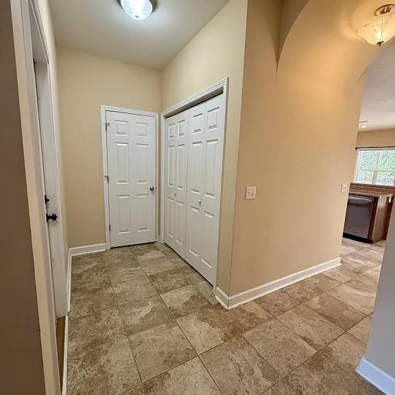 108 Eagle Lndg — Photo 4