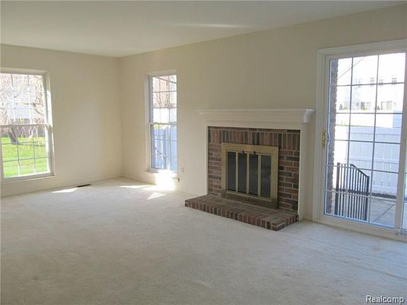 5th image of 20931 Glen Haven Cir E #281