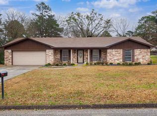 402 Delano St, Longview, TX 75604