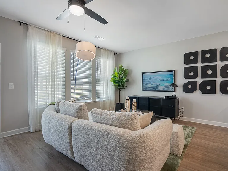 Tessa Jodeco Townhomes — Photo 37