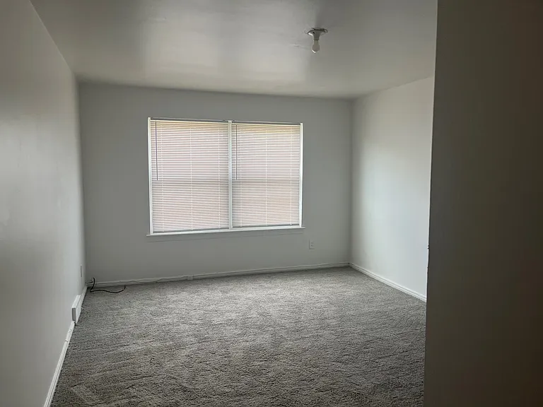 21535 Kingsville St #208 — Photo 6