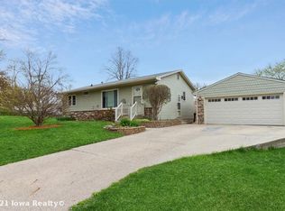 4501 SE 6th St, Des Moines, IA 50315