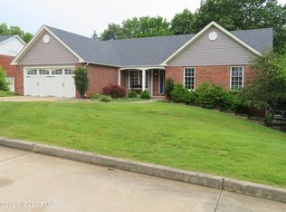 3620 Mall Ridge St, Jefferson City, MO 65109